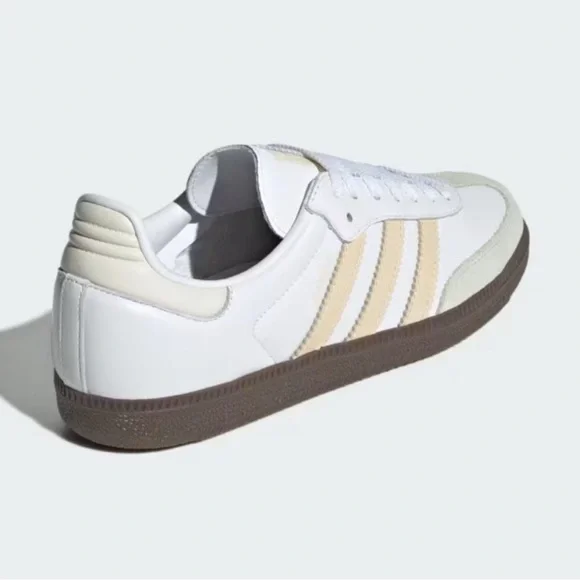 NEW Adidas Samba OG Women’s Sneakers in White - Picture 6 of 10